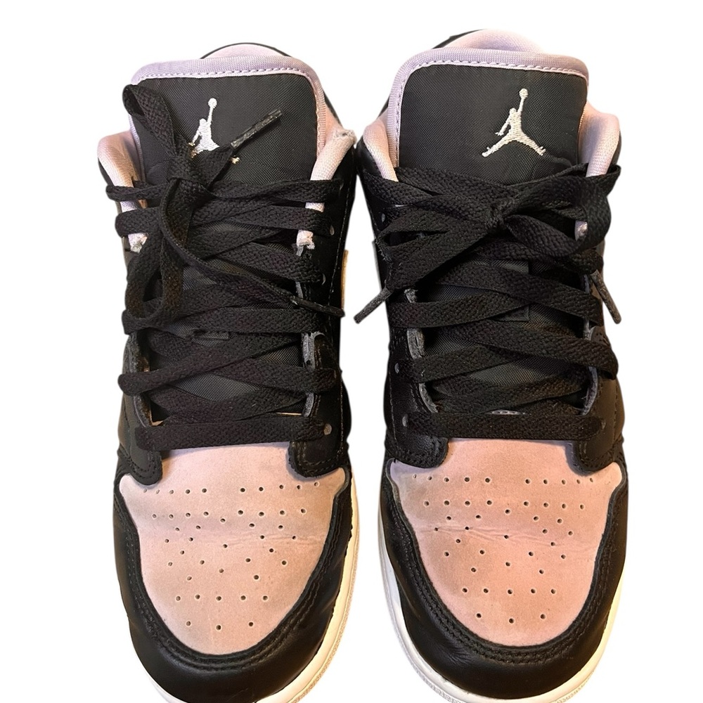 Nike Unisex Air Jordan 1 Low Black Iced Lilac Purple size Kids 5.5Y